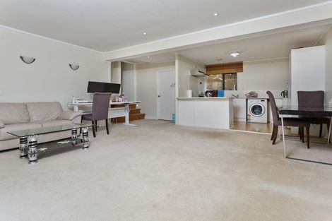 Photo of property in 9 Danbury Drive, Torbay, Auckland, 0630