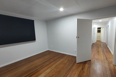 Photo of property in 4 Turkington Street, Tawa, Wellington, 5028