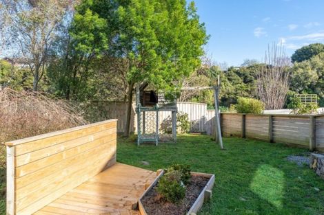 Photo of property in 56b Joseph Banks Drive, Whitby, Porirua, 5024