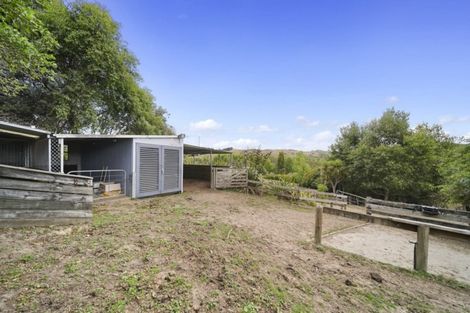 Photo of property in 126 Brownhill Road, Whitford, Manurewa, 2576