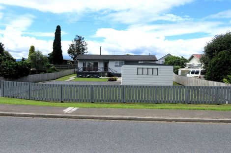 Photo of property in 55 Kerepehi Town Road, Kerepehi, Paeroa, 3671