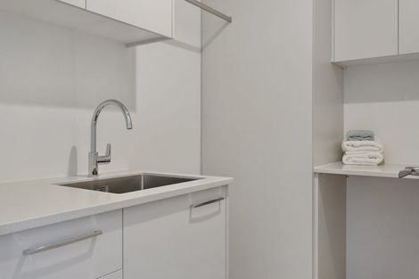 Photo of property in 1 Camellia Lane, Carterton, 5713