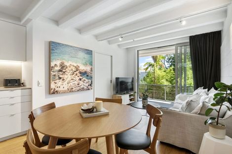 Photo of property in 14/73 Princes Street, Northcote Point, Auckland, 0627