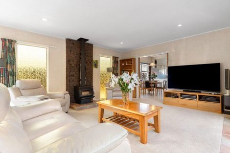 Photo of property in 72 Glenvar Road, Torbay, Auckland, 0630