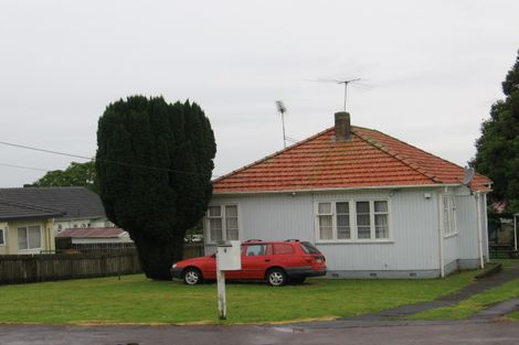 Photo of property in 4 Bagnall Avenue, Point England, Auckland, 1072