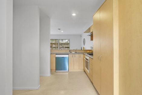 Photo of property in 2/23 Charlenne Close, Ranui, Auckland, 0612