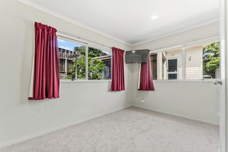 Photo of property in 12 Rishworth Avenue, Stanmore Bay, Whangaparaoa, 0932