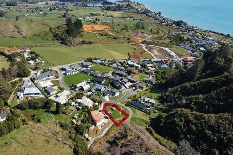 Photo of property in 16 Pohutukawa Place, Pohara, Takaka, 7183