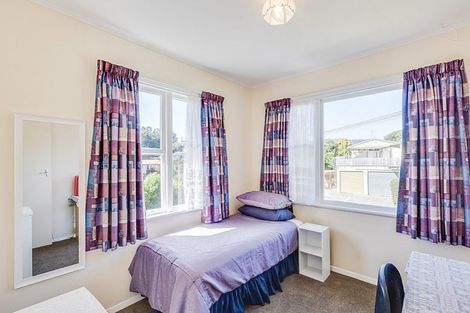 Photo of property in 78 Chester Road, Tawa, Wellington, 5028