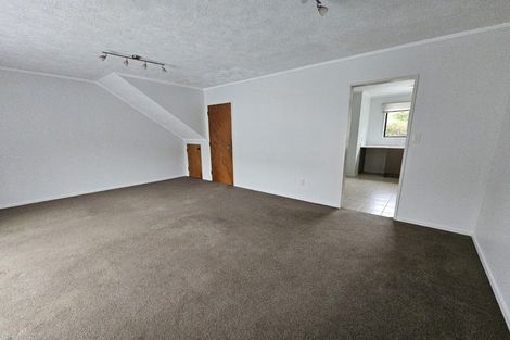 Photo of property in 6/2 Burdendale Grove, Churton Park, Wellington, 6037