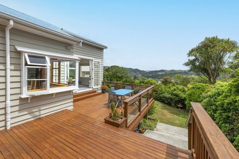 Photo of property in 100 Messines Road, Karori, Wellington, 6012