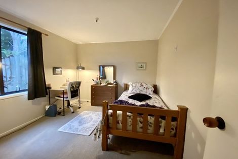 Photo of property in 35 Westhaven Drive, Tawa, Wellington, 5028