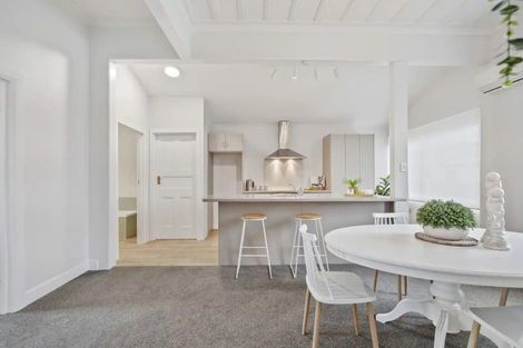 Photo of property in 10 Armstrong Avenue, Woodhill, Whangarei, 0110