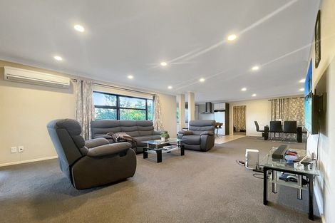 Photo of property in 12 Frankie Stevens Place, Riverstone Terraces, Upper Hutt, 5018