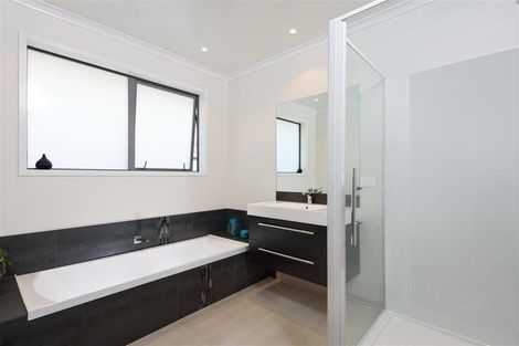 Photo of property in 84 Palm Springs Boulevard, Papamoa Beach, Papamoa, 3118