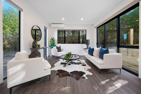 Photo of property in 2a Marina Road, Torbay, Auckland, 0630