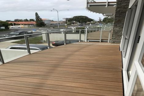 Photo of property in 304/252 Centreway Road, Orewa, 0931