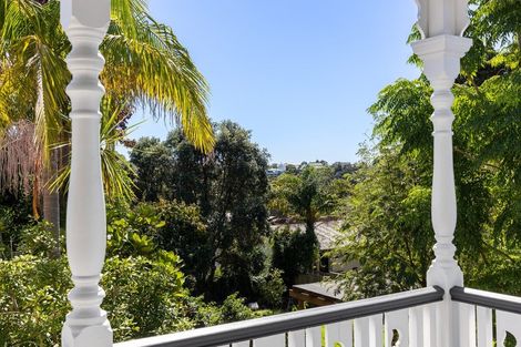 Photo of property in 1/36 Maritime Terrace, Birkenhead, Auckland, 0626