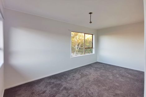 Photo of property in 150 Pigeon Mountain Road, Half Moon Bay, Auckland, 2012