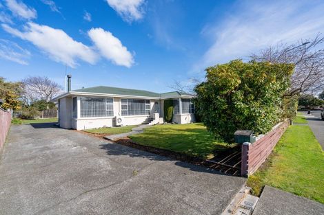 Photo of property in 17 Pine Crescent, Hargest, Invercargill, 9810