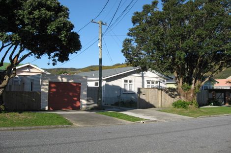 Photo of property in 5 Malone Road, Waterloo, Lower Hutt, 5011
