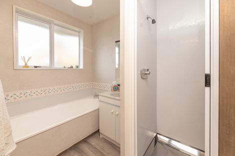 Photo of property in 1/25 Peebles Drive, Hei Hei, Christchurch, 8042