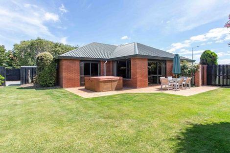 Photo of property in 22 Sea Eagles Place, North New Brighton, Christchurch, 8083