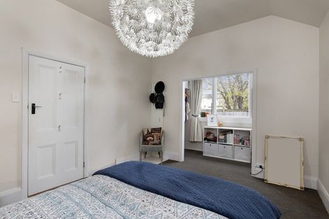 Photo of property in 38 Olliviers Road, Phillipstown, Christchurch, 8011