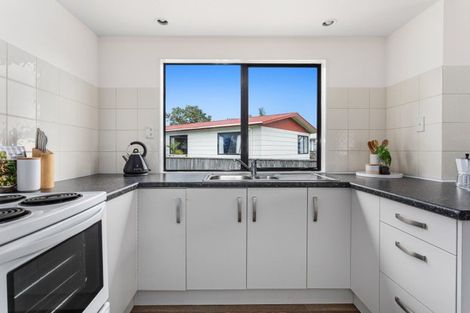 Photo of property in 74 College Road, Edgecumbe, 3120