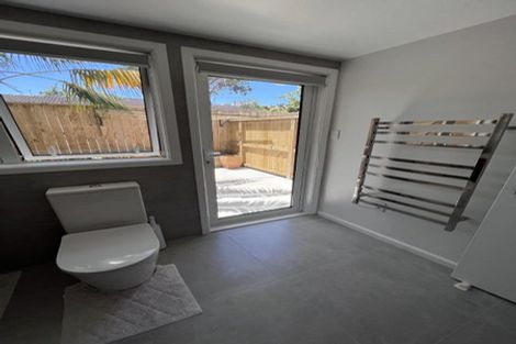 Photo of property in 1/66 Takutai Avenue, Half Moon Bay, Auckland, 2012