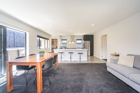 Photo of property in 8 Poplar Grove, Feilding, 4702