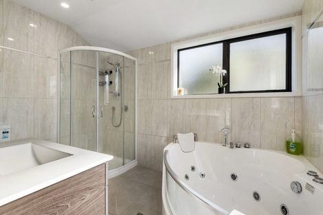 Photo of property in 48b Watea Road, Torbay, Auckland, 0630