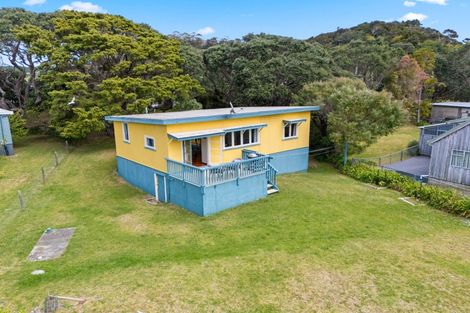 Photo of property in 870 Matapouri Road, Matapouri, Whangarei, 0173