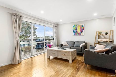 Photo of property in 1/8 Alexander Avenue, Torbay, Auckland, 0630