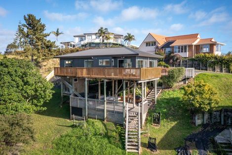 Photo of property in 4 Johnson Drive, Raglan, 3225