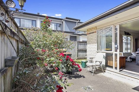 Photo of property in 9/201 Massey Street, Frankton, Hamilton, 3204