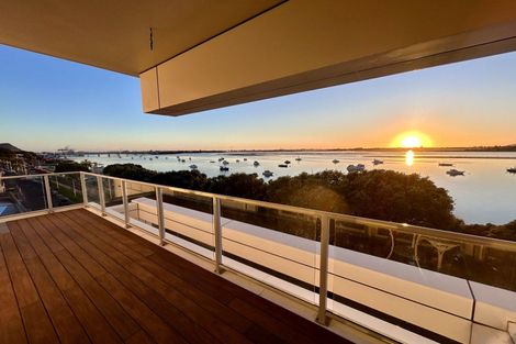 Photo of property in 12/72e Devonport Road, Tauranga, 3110