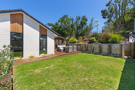 Photo of property in 6 Martingale Drive, Whitby, Porirua, 5024