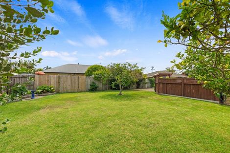 Photo of property in 19 Pirika Place, Papamoa Beach, Papamoa, 3118