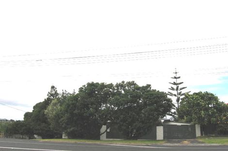 Photo of property in 289 Sunset Road, Sunnynook, Auckland, 0632