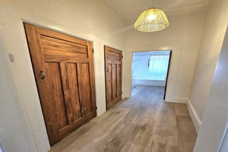 Photo of property in 40 Record Street, Fitzroy, New Plymouth, 4312