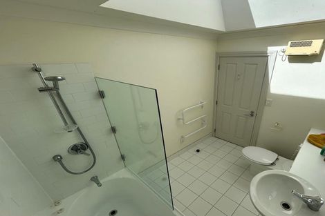 Photo of property in 154 Tinakori Road, Thorndon, Wellington, 6011