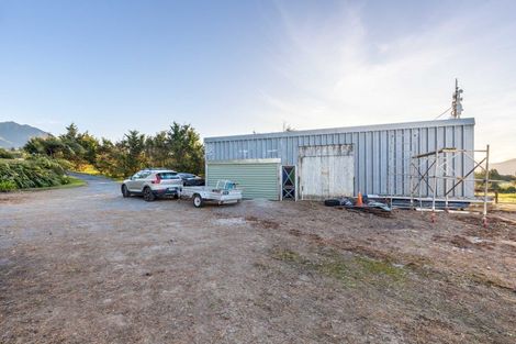 Photo of property in 1568 Carrington Road, Hurworth, New Plymouth, 4371