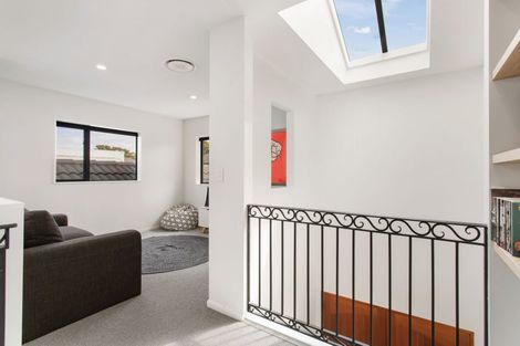 Photo of property in 97b Fendalton Road, Fendalton, Christchurch, 8014