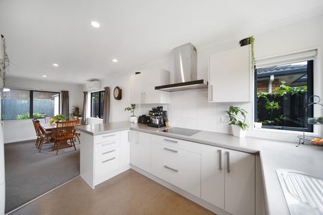 Photo of property in 17a Callis Avenue, Opaheke, Papakura, 2113