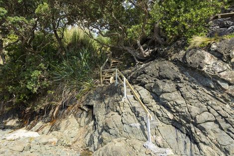 Photo of property in 321 State Highway 10, Cable Bay, 0420