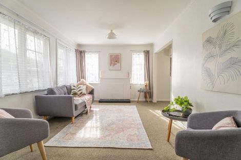 Photo of property in 22 Findlay Street, Tawa, Wellington, 5028