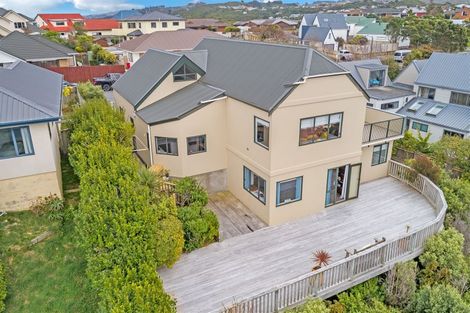Photo of property in 85 Cypress Drive, Maungaraki, Lower Hutt, 5010