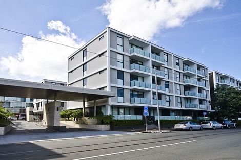 Photo of property in Halsey Apartments At Lighter Quay, 506/77 Halsey Street, Auckland Central, Auckland, 1010