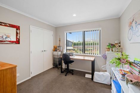 Photo of property in 27 Coby Sydney Drive, Bell Block, New Plymouth, 4312
